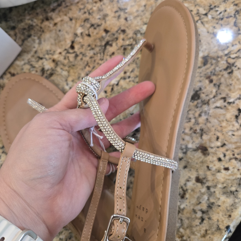 NWT A New Day Beige T-Strap Rhinestone Sandal - Picture 5 of 6